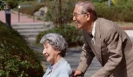 做中老年人的市场生意赚钱么？适合中老年人生意做什么比较好？