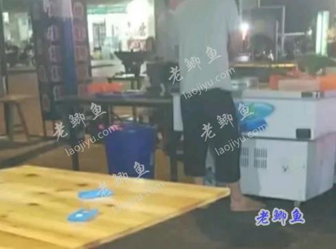 烧烤摆地摊好不好做？需要投多少钱？