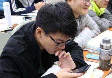 大学新生下课后做什么兼职可以赚钱？大学生业余兼职推荐配图