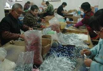 做手工活一天能挣50吗？做手工活外发加工怎么找货源配图