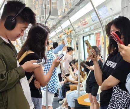 赚钱小游戏每天50元有哪些?推荐几款每天可以挣30-50元的游戏app配图 赚钱小游戏每天50元有哪些?推荐几款每天可以挣30-50元的游戏app配图