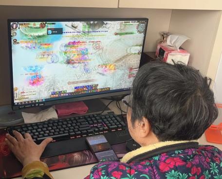 玩什么小游戏一天能赚 40 元以上?一天能提现 200 元左右的赚钱小游戏推荐几个配图 玩什么小游戏一天能赚 40 元以上?一天能提现 200 元左右的赚钱小游戏推荐几个配图
